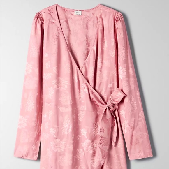 NWOT Aritzia Wilfred Callie Dress Wild Pink - Medium - Picture 6 of 8